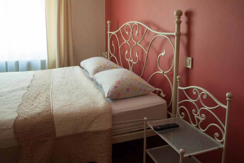Apartment Roksolana 2 Lviv Exterior photo